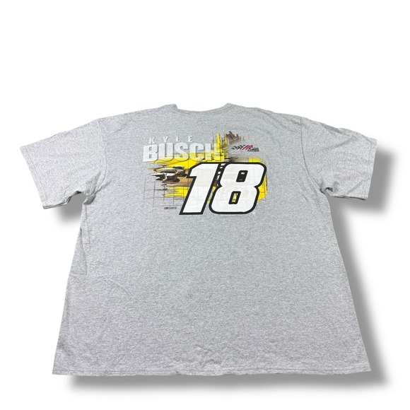 NWT NASCAR 2014 M&M's Racing #18 Kyle Busch Gray Graphic T-Shirt 2XL - Picture 2 of 7